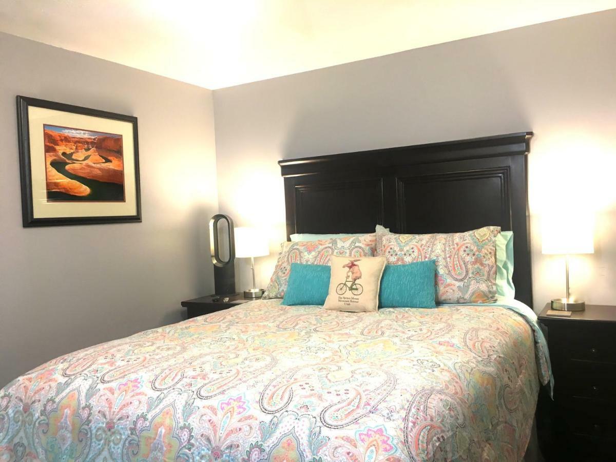 Spruce Moose Mtn Retreat W Sauna 11 Miles To World Class *